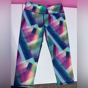VSX Multicolor Geometric Capris